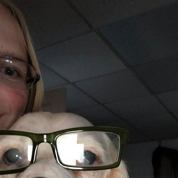 Meet your Posher, Carissa - Picture 1 of 1